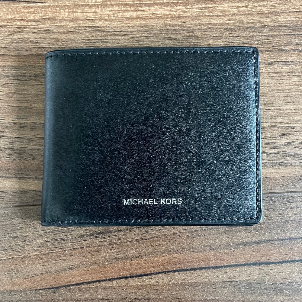 Michael Kors Bifold Wallet